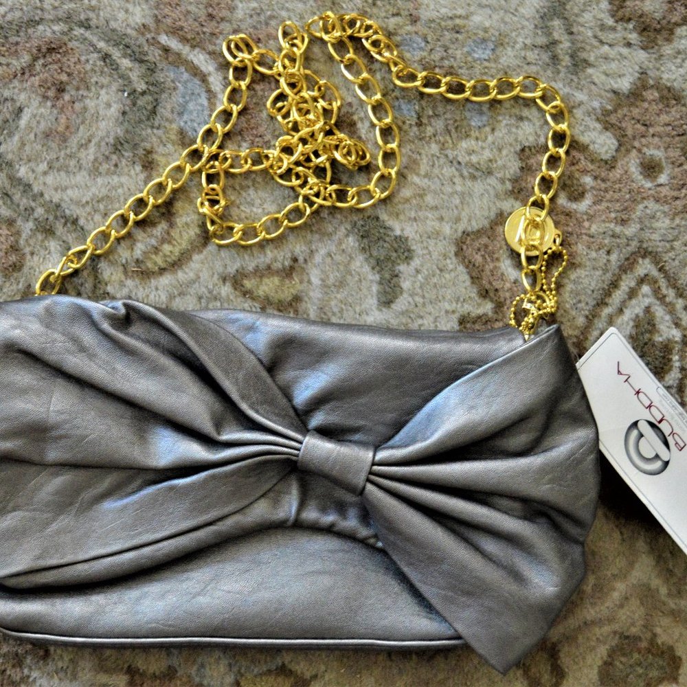 NEW BIG BUDDHA WOMEN'S CLUTCH $65 GRAY PURSE BAG REMOVABLE CHAIN STRAP CROSSBODY